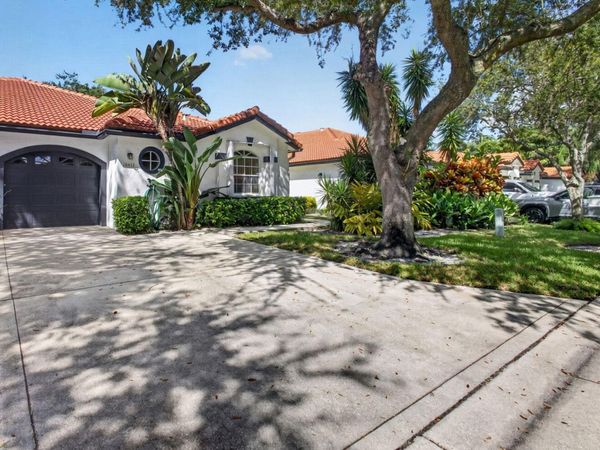 18413 Via Di Verona, Boca Raton, FL 33496