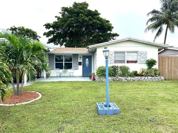 2751 SW 4th Ct , Fort Lauderdale, FL 33312
