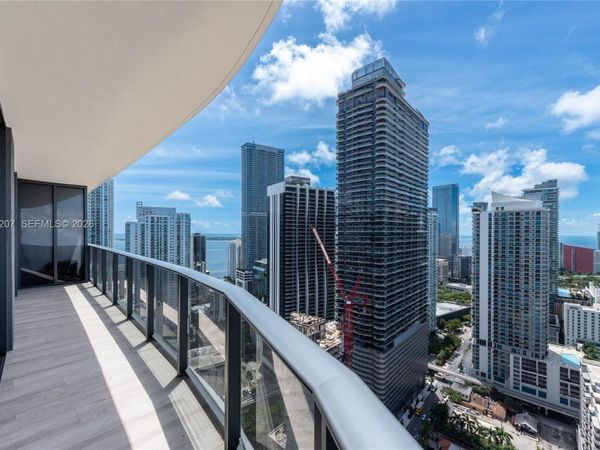 45 SW 9th St , Unit 3606, Miami, FL 33130