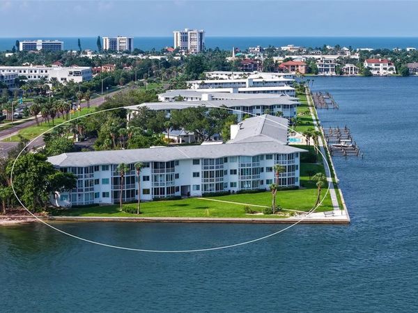 777 JOHN RINGLING BOULEVARD , Unit 36, SARASOTA, FL 34236
