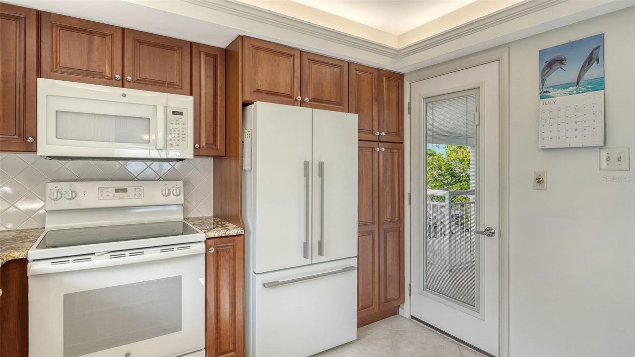 777 John Ringling Boulevard, Unit 36, Sarasota, FL 34236 Photo