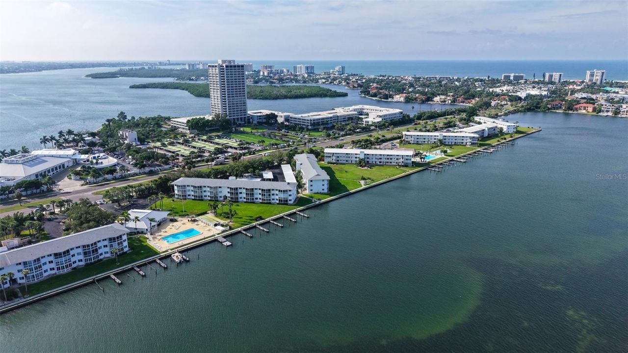 777 John Ringling Boulevard, Unit 36, Sarasota, FL 34236 Photo