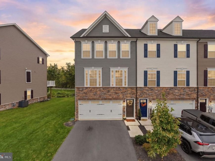 1742 Atlas Drive, Frederick, MD 21702 Main Photo