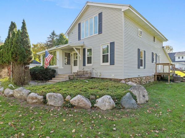 6691 Thornapple River Drive SE, Alto, MI 49302