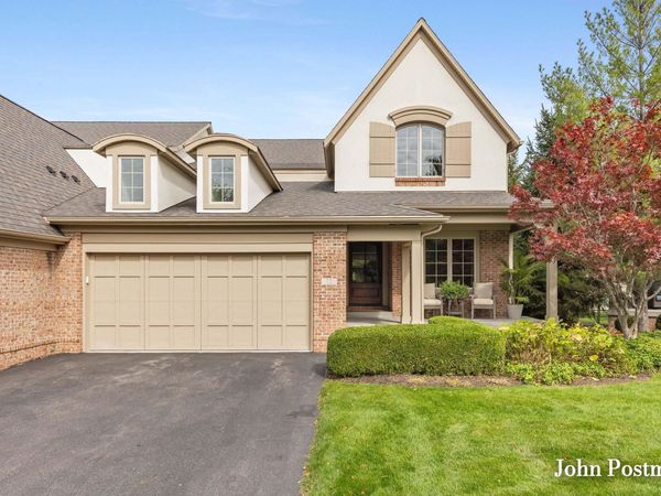 12 Peartree Lane NE, Unit 23, Grand Rapids, MI 49546