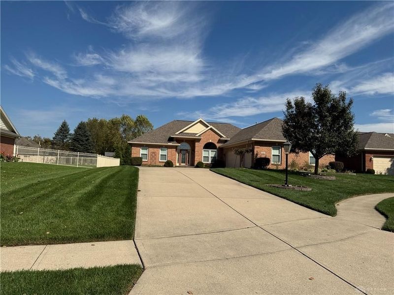 3948 Carmela Court, Bellbrook, OH 45305 Photo 3