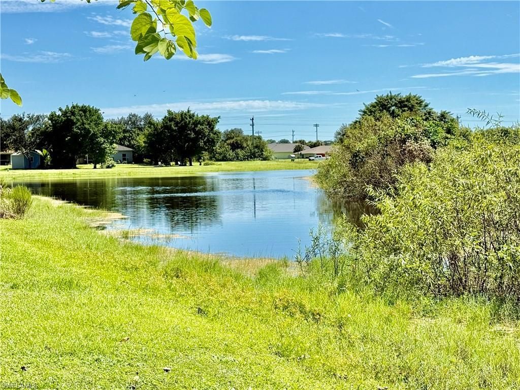 738 Milwaukee Blvd, Lehigh Acres, FL 33974 Photo