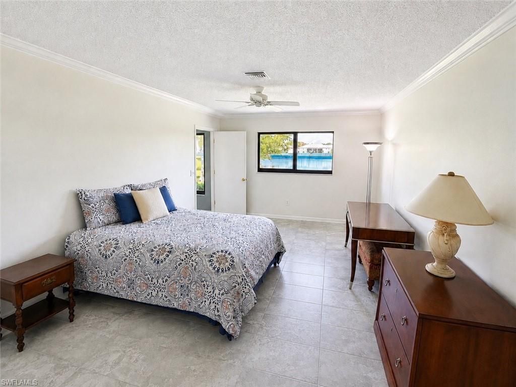 6952 Winkler Rd, Fort Myers, FL 33919 Photo