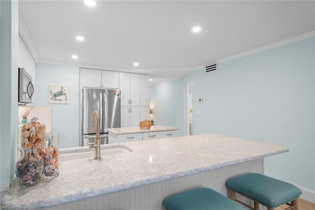 1785 Middle Gulf Dr, Unit A103, Sanibel, FL 33957 Photo