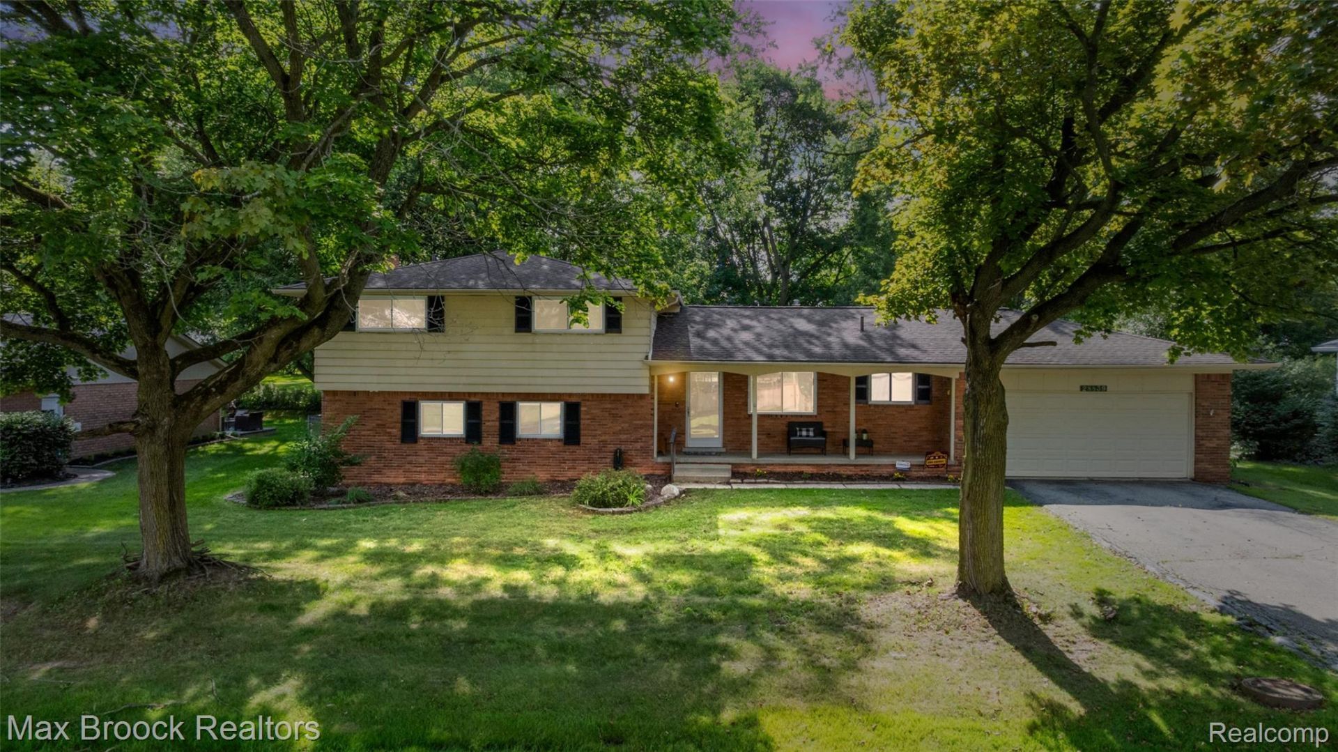 28839 Bannockburn Street, Farmington, Mi 48334 Main Photo