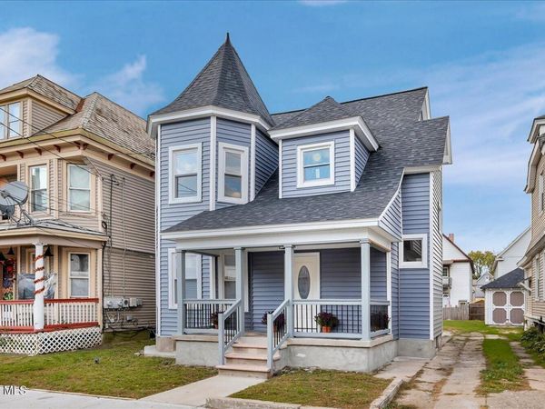 27 Robinson Street, Schenectady, NY 12304