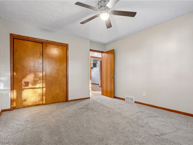 1302 East Avenue, Akron, OH 44307 Photo 16
