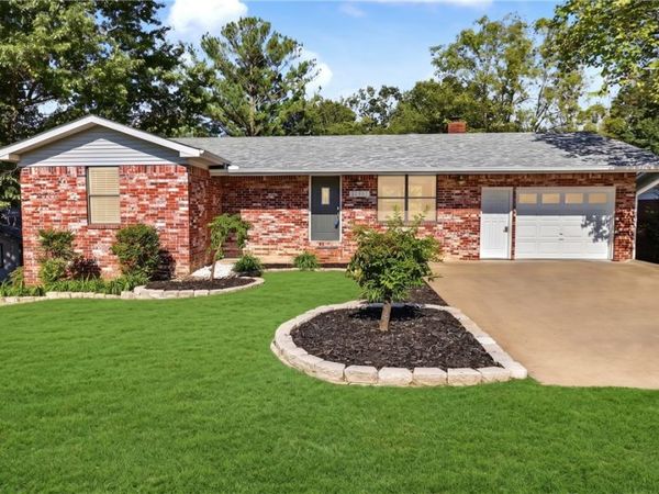 20867 SE Lakeshore Drive , Springdale, AR 72764