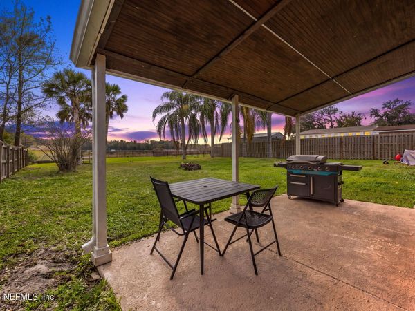 284 BAISDEN Road, Jacksonville, FL 32218