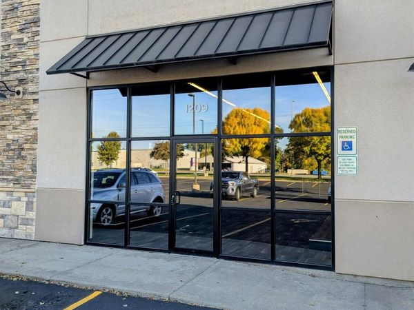 1209 E Benson Rd, Sioux Falls, SD 57104