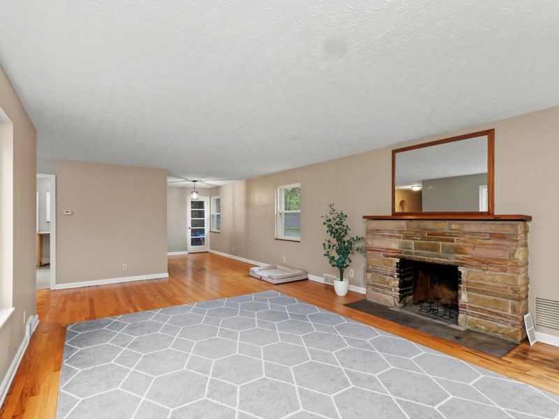559 Portland Way S, Galion, OH 44833 Photo 3