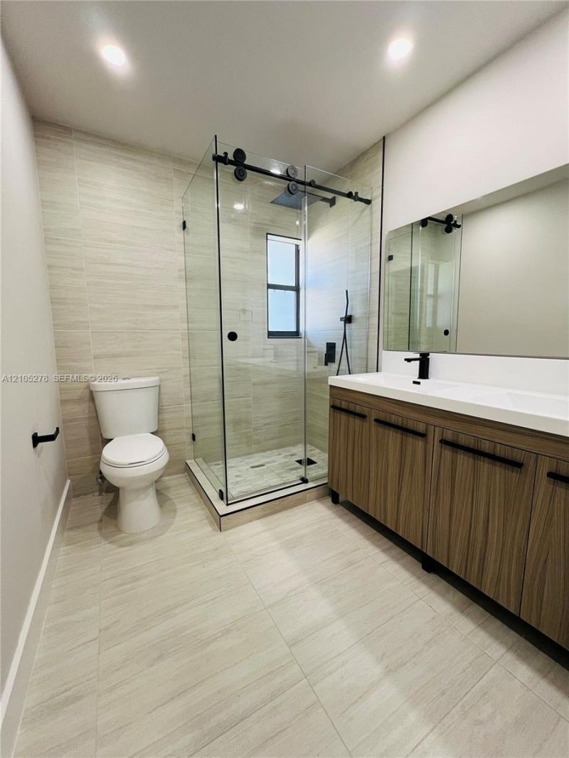 3826 SW 107th Ave , Unit 2-2, Miami, FL 33165 Photo