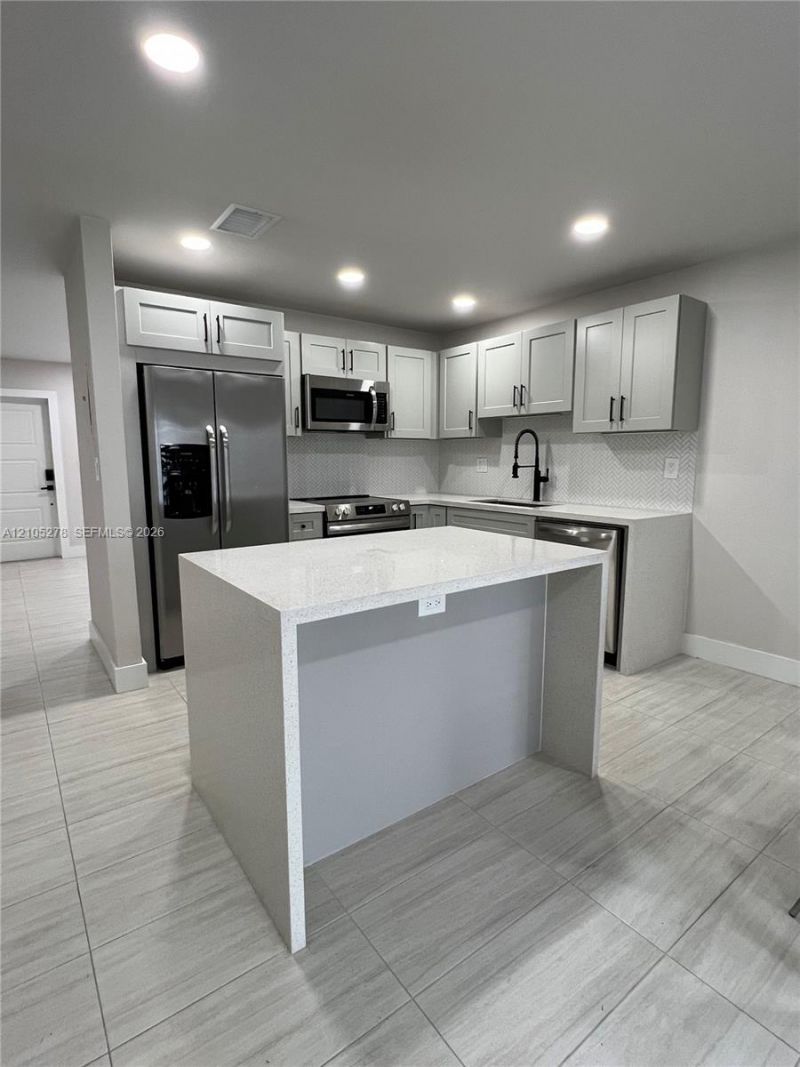 3826 SW 107th Ave , Unit 2-2, Miami, FL 33165 Photo