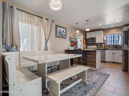 747 E Peak Lane, Gardnerville, NV 89460 Photo