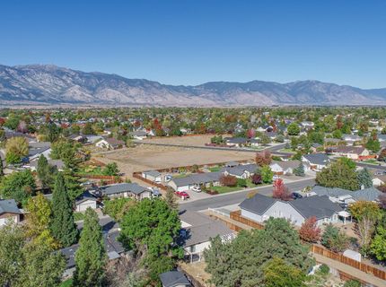 747 E Peak Lane, Gardnerville, NV 89460 Photo