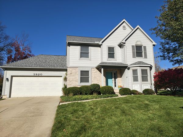 3920 Applegrove Lane, Lansing, MI 48911