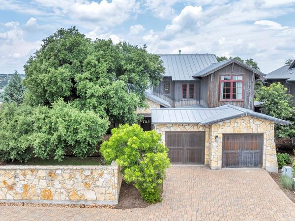 19404 Bold Venture DR, Unit 17, Spicewood, TX 78669