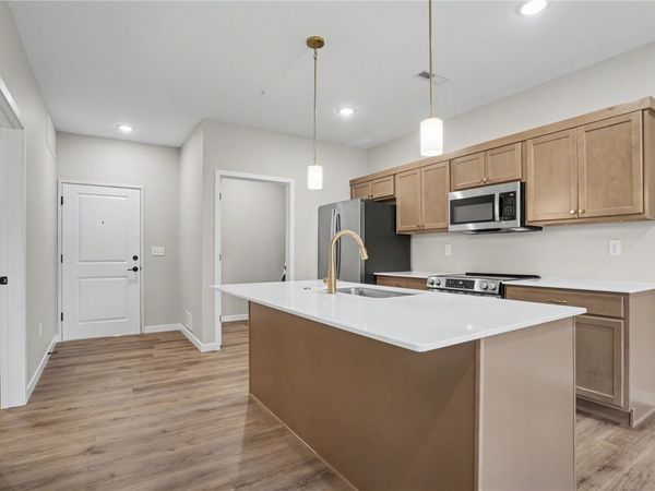 4428 Deer Creek River , Unit 208, Iowa City, IA 52246