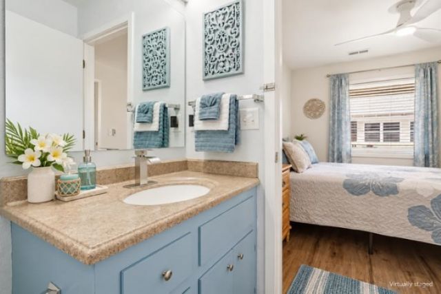9500 Queens Ct.  Photo 10