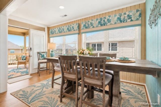 9500 Queens Ct.  Photo 11