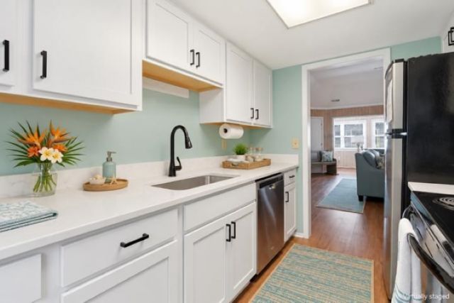 9500 Queens Ct.  Photo 16