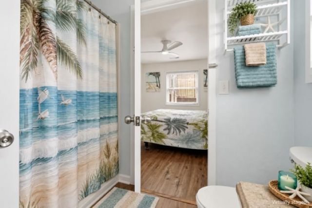 9500 Queens Ct.  Photo 9