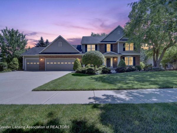 3051 Crofton Drive, DeWitt, MI 48820