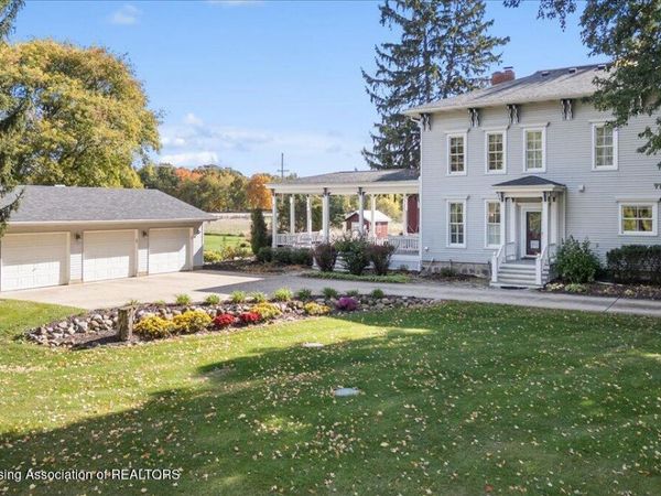 6810 N Scott Road, St. Johns, MI 48879