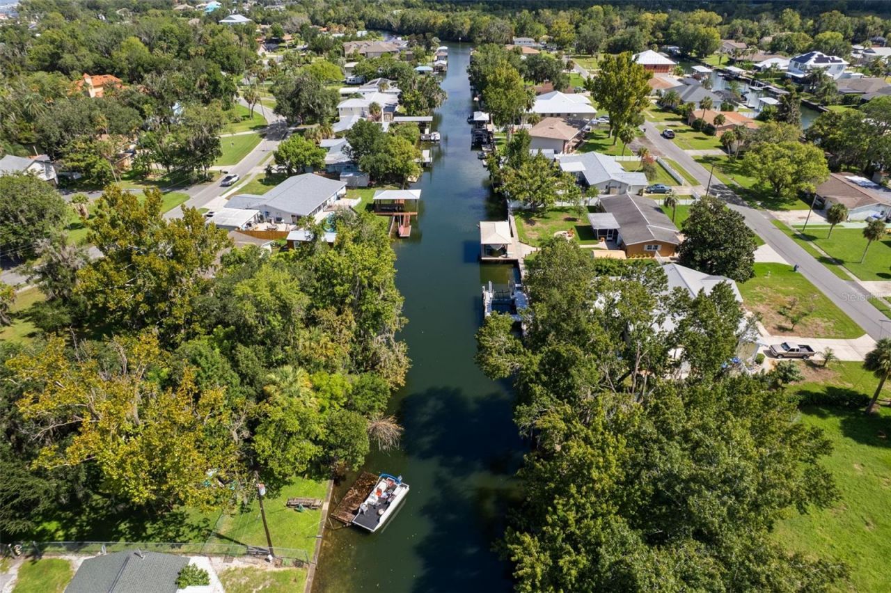 149 & 151 SE Paradise Point Road , Crystal River, FL 34429 Photo
