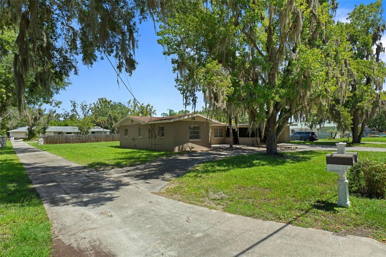149 & 151 SE Paradise Point Road , Crystal River, FL 34429 Photo