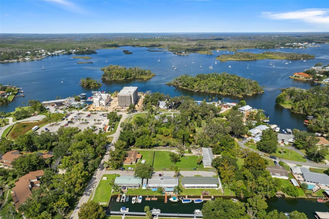 149 & 151 SE Paradise Point Road , Crystal River, FL 34429 Photo