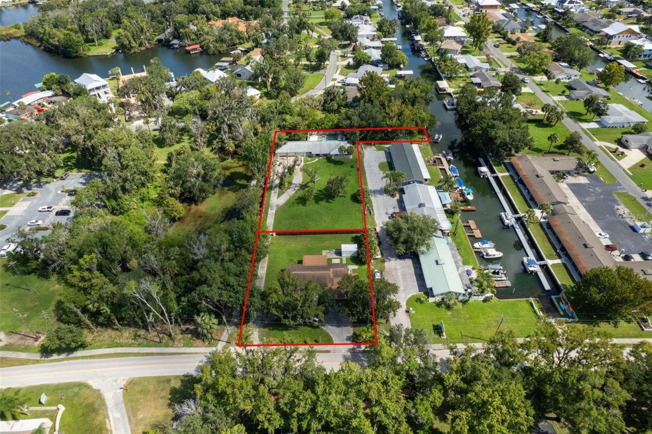 149 & 151 SE Paradise Point Road , Crystal River, FL 34429 Photo