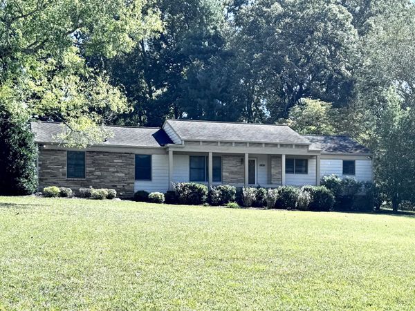 107 Hillwood Ln , McMinnville, TN 37110
