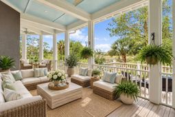 374 Commonwealth Road photo 4