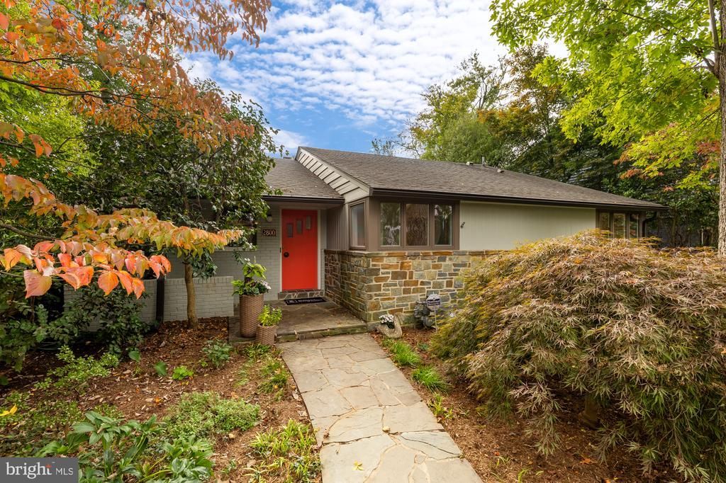 2800 WASHINGTON AVENUE, CHEVY CHASE, MD 20815