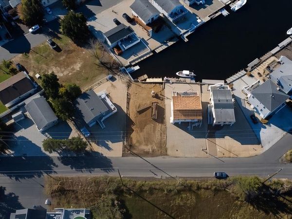 136 BASS ROAD, TUCKERTON, NJ 08087
