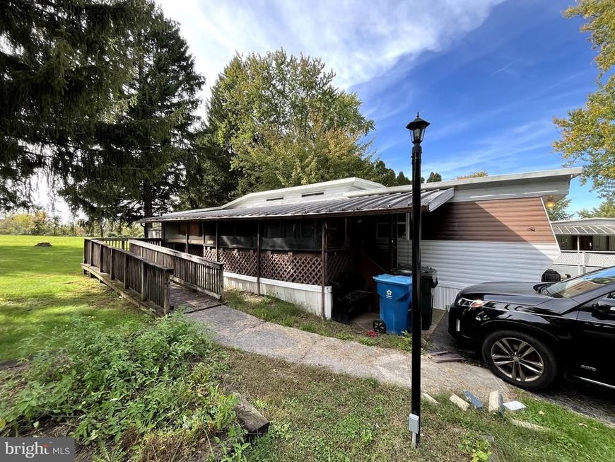 459 Clover Drive, York, PA 17406 Main Photo