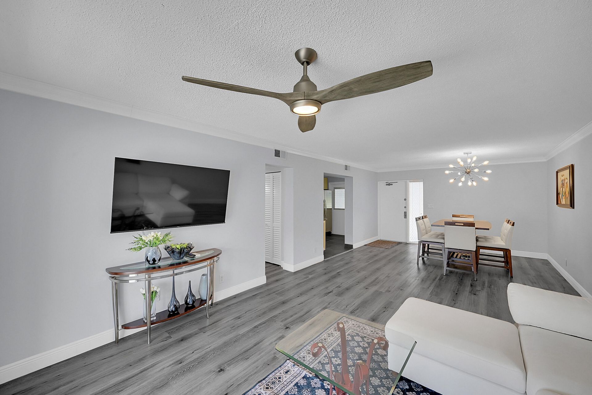 800 E Camino Real, Unit 305, Boca Raton, FL 33432 Photo