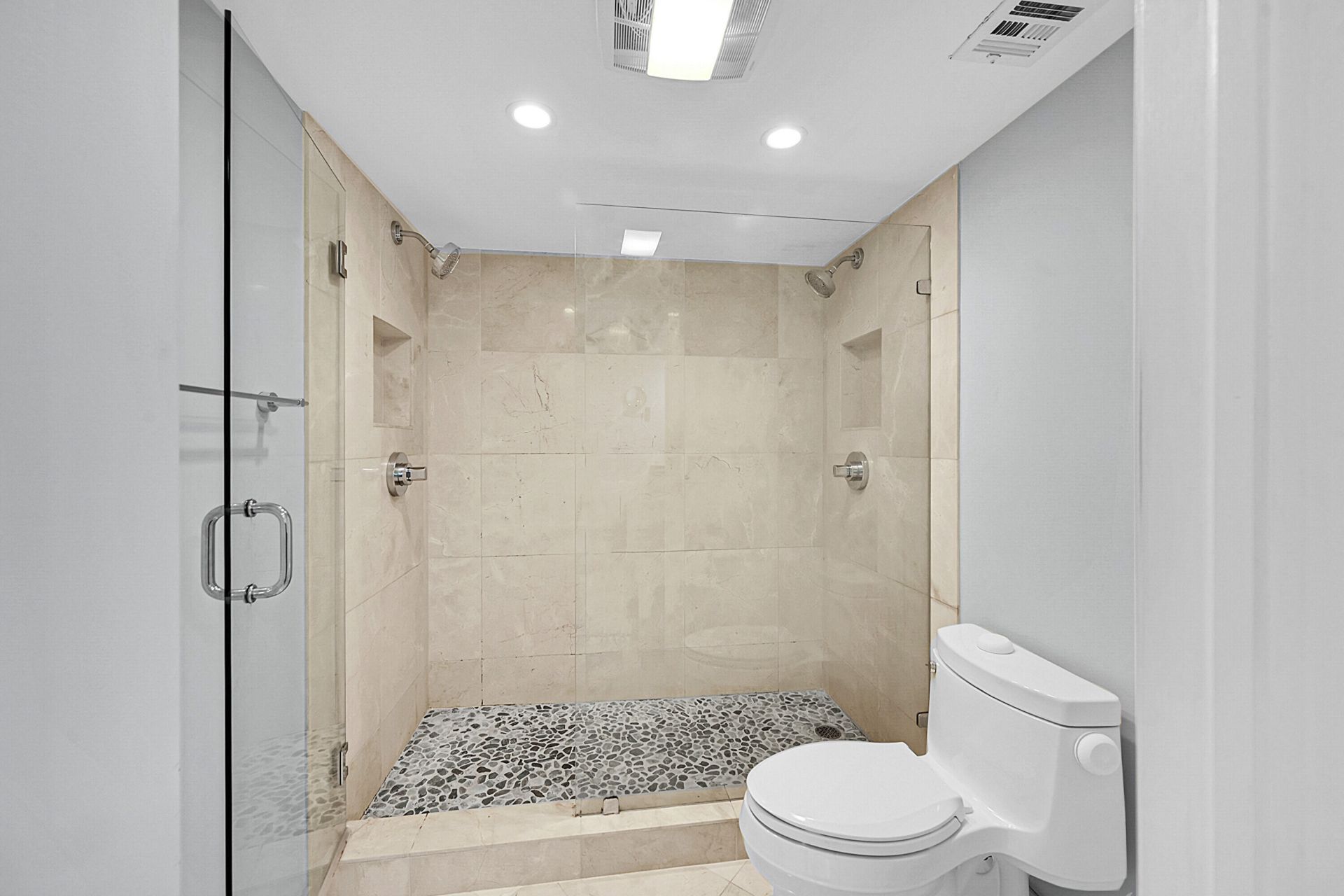800 E Camino Real, Unit 305, Boca Raton, FL 33432 Photo