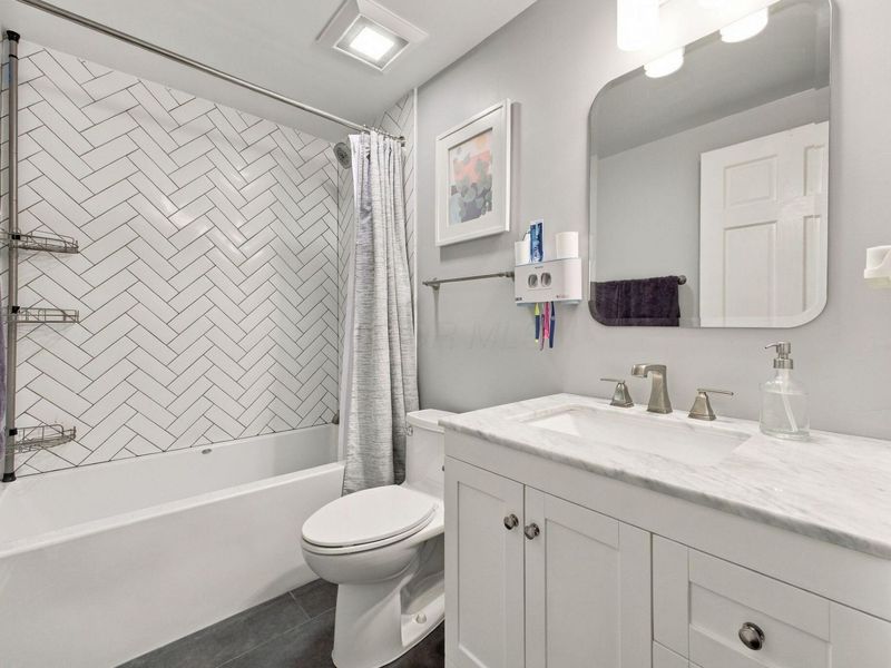 3672 Wango Court, Columbus, OH 43221 Photo 17