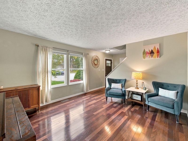 3672 Wango Court, Columbus, OH 43221 Photo 3