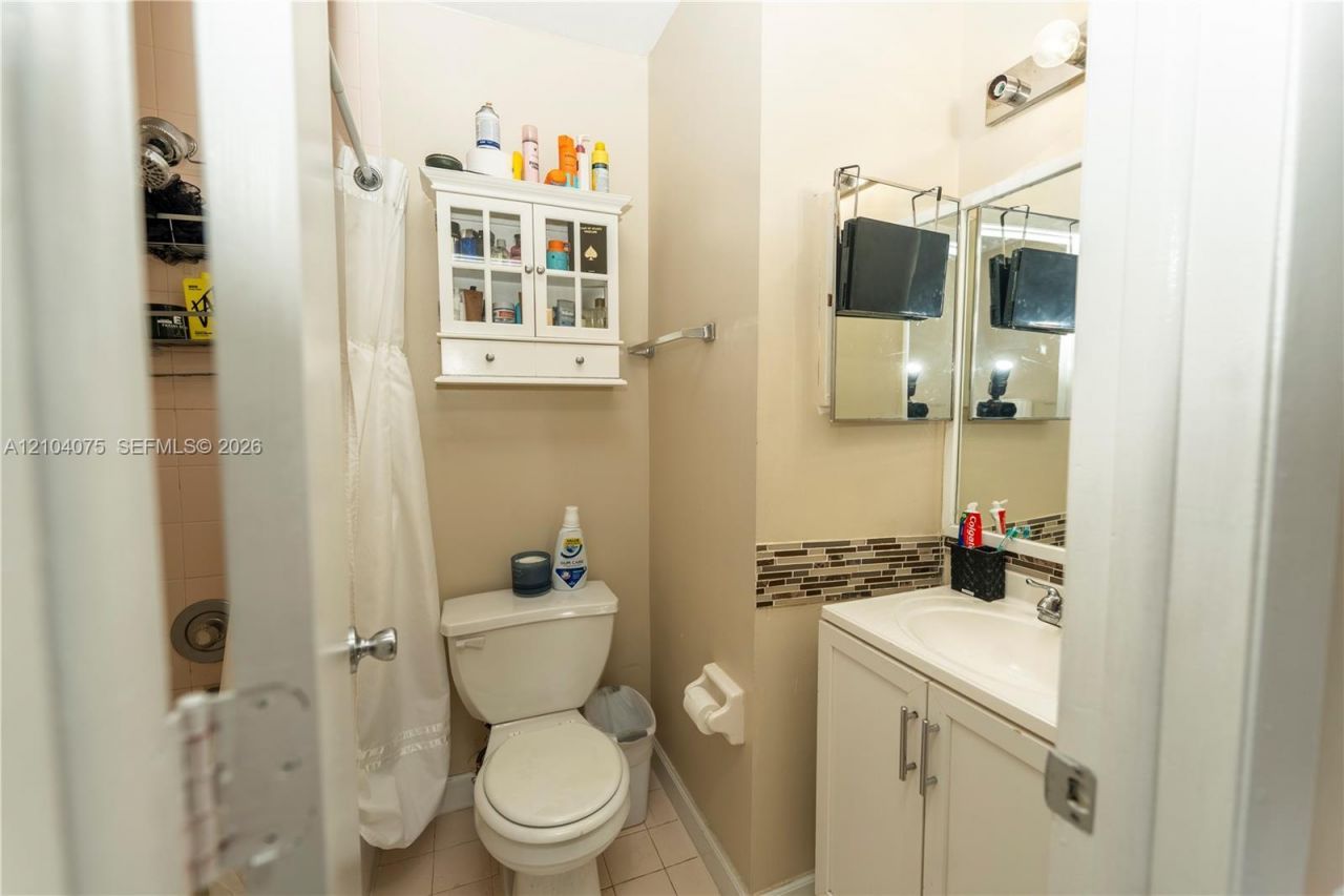 158 Riviera Cir , Unit 19-3, Weston, FL 33326 Photo