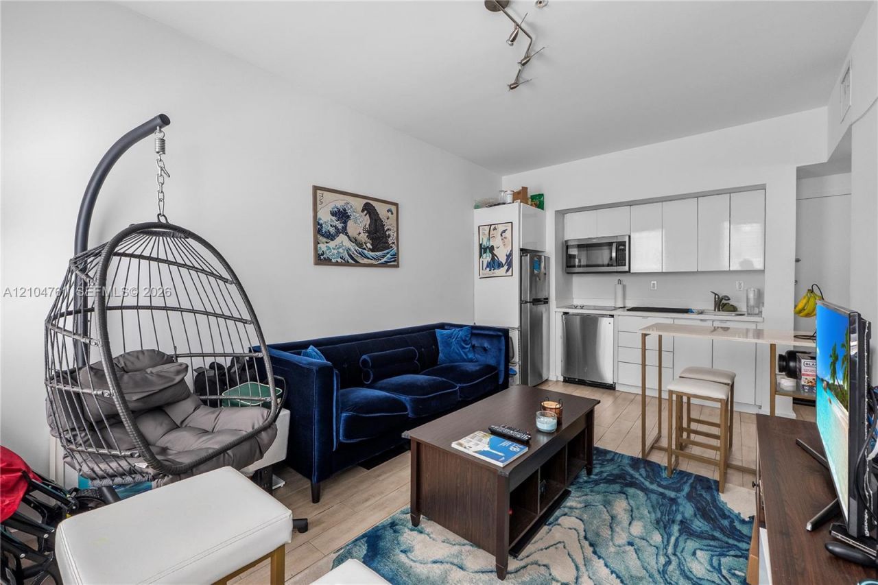 1611 Meridian Ave , Unit 304, Miami Beach, FL 33139 Photo