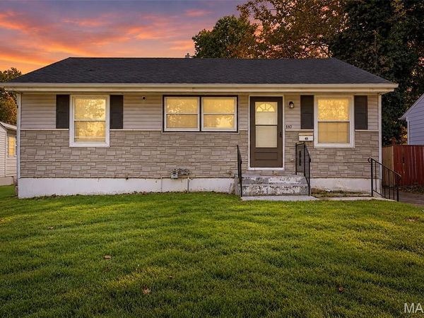 440 Midlothian Road , Unincorporated, MO 63137