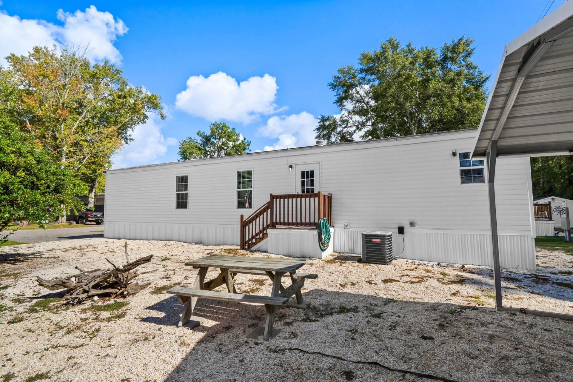46 Shamrock Circle  Photo 10